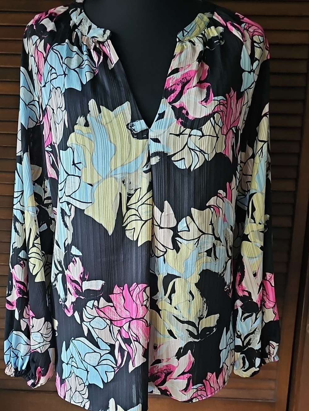 WHBM Long Sleeve Floral V-Neck Peasant Blouse Womens Medium 570360671 NWT